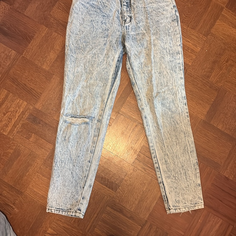 Vintage Jordache Acid Wash Jeans - Picture 5 of 8